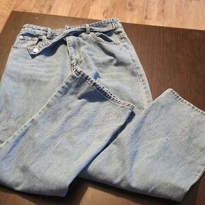 Forever 21 Light Blue Women's Relaxed Jeans